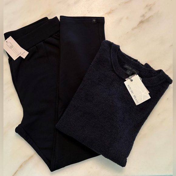 Barefoot Dreams Sweaters - NWT Barefoot Dreams Lounge Set - Black - Size S